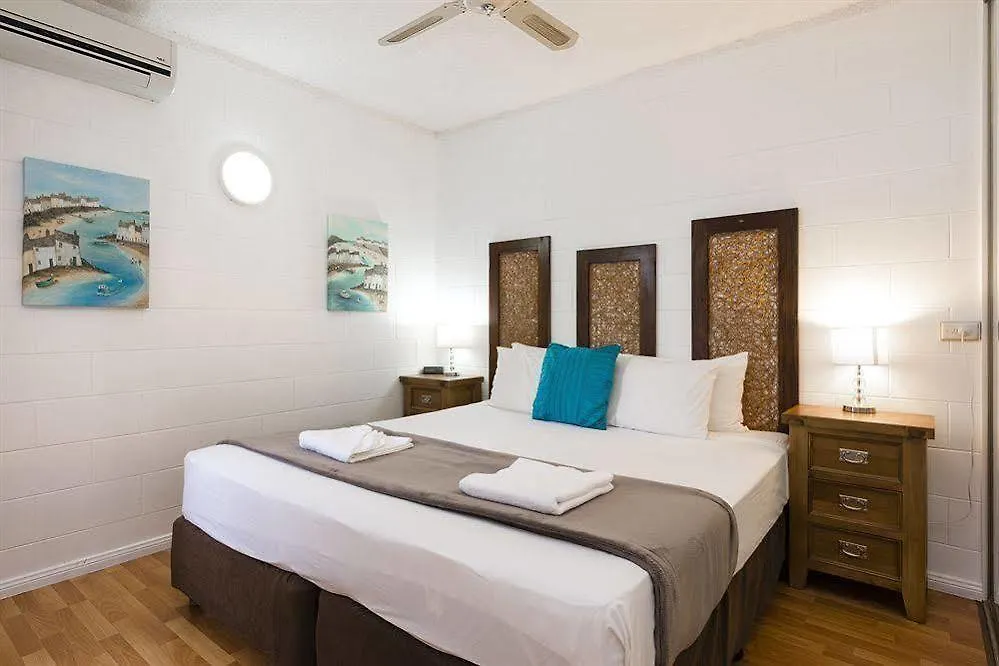 Cascade Gardens Aparthotel Cairns 4*,  Australia